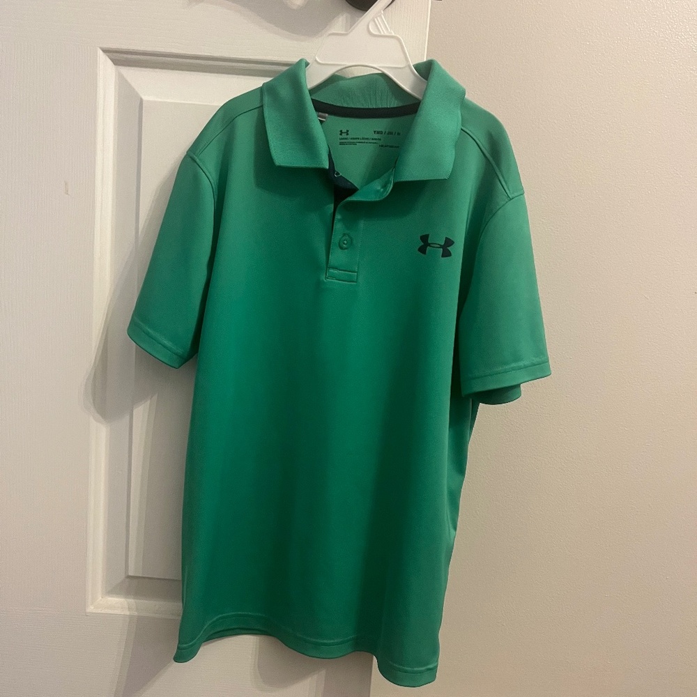 Boys youth medium Under armour polo